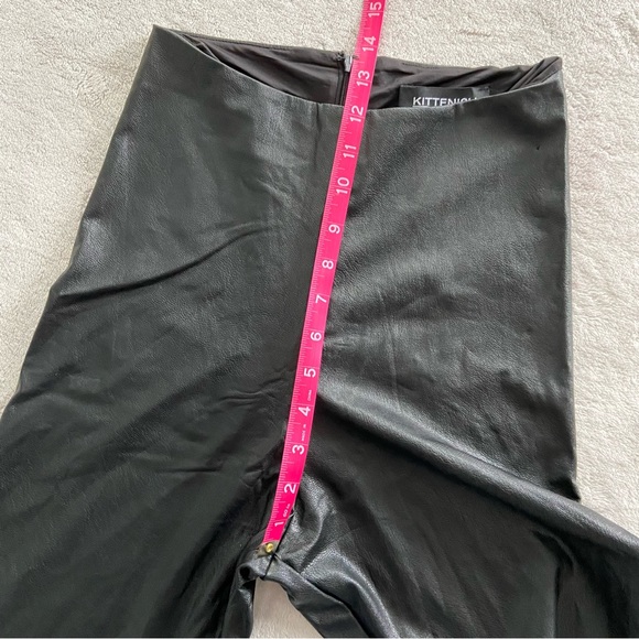 Kittenish ultra high rise faux leather stretch legging - Picture 10 of 10